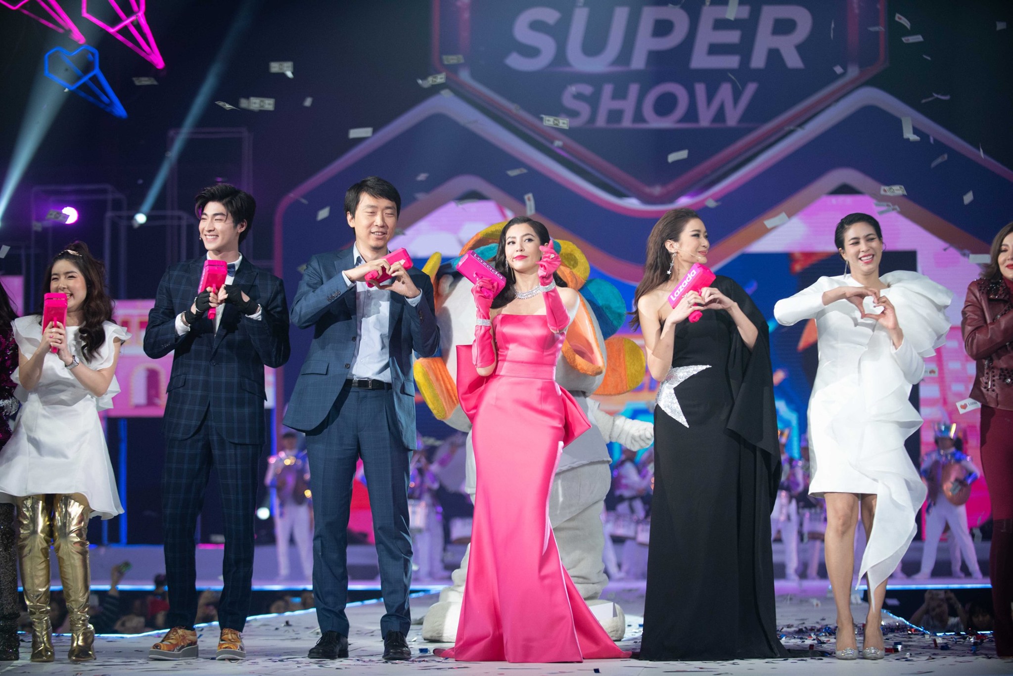 BIG IDEA :  จักรวาลLAZADA11.11 จักรวาลนักช้อป The Hipsical