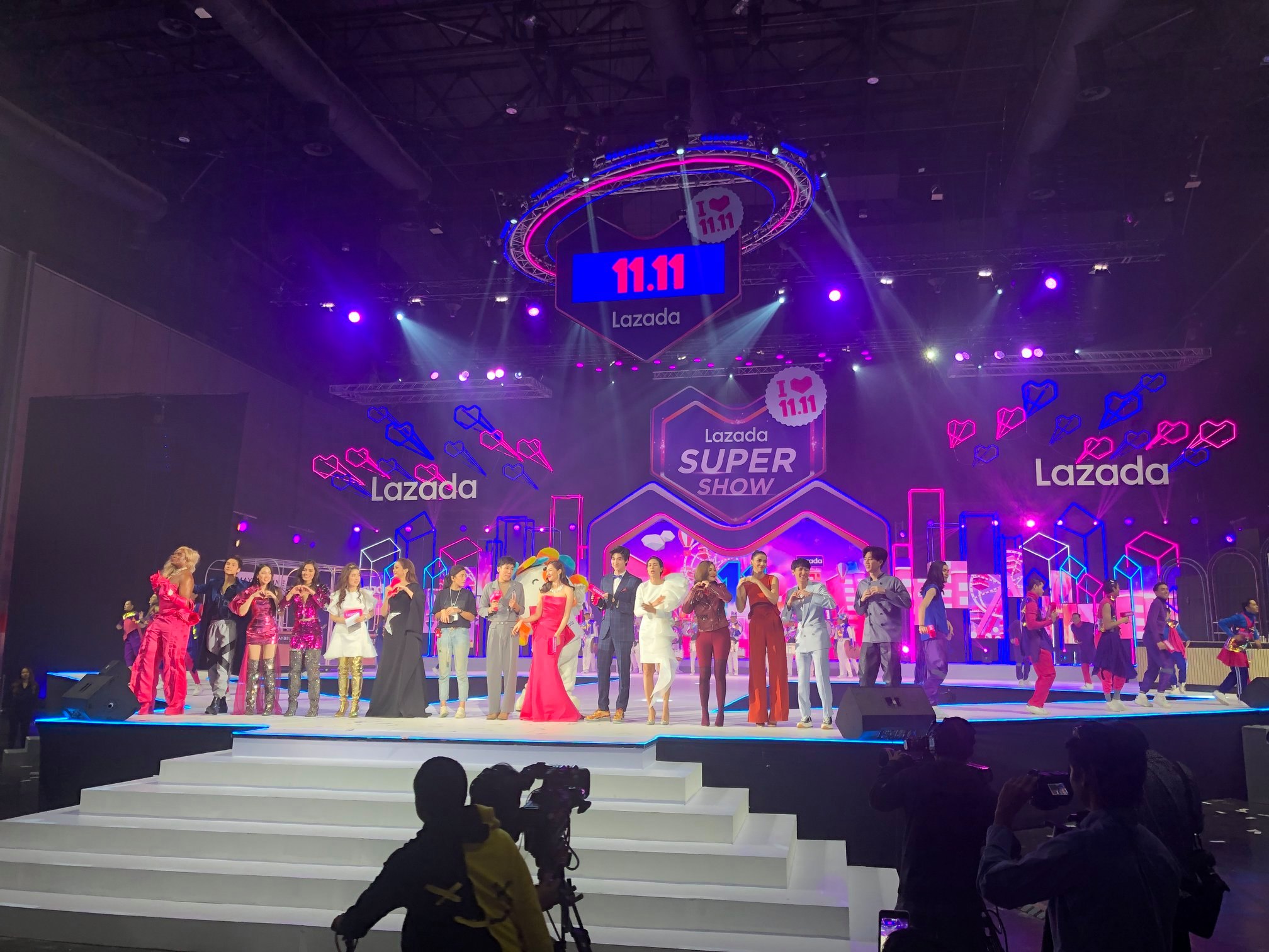 BIG IDEA :  จักรวาลLAZADA11.11 จักรวาลนักช้อป The Hipsical - Gallery Image 3